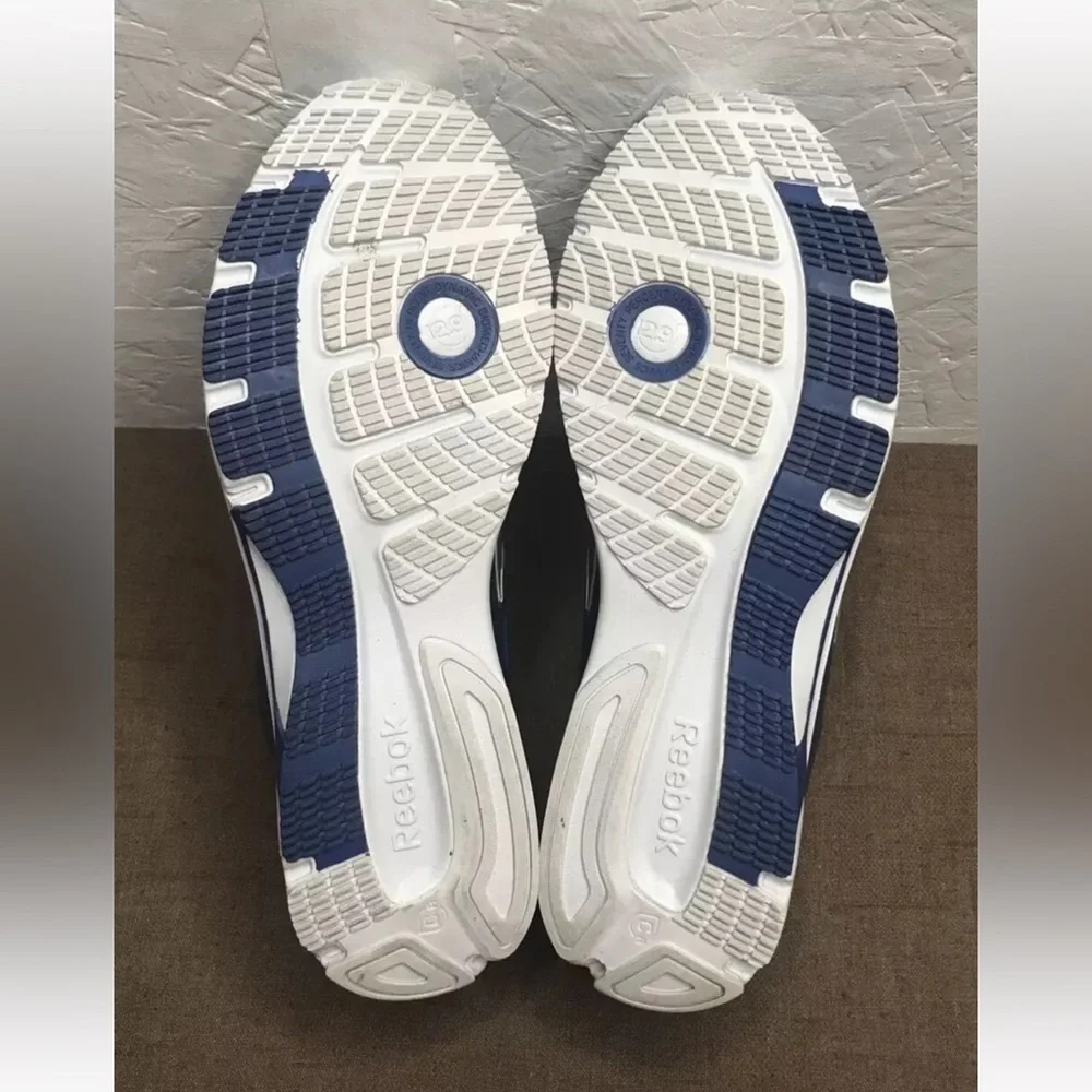 Excellent Reebok Ahary Runner Women's Running Shoes Size 10 Blue Purple Mesh